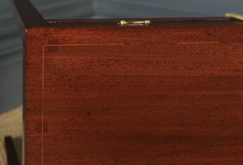 fig 4. Antique English Georgian Regency Mahogany Inlaid Side Occasional Lamp Table (Circa 1820)