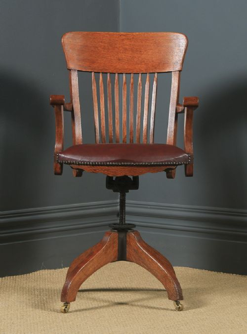 fig 2. Antique American Edwardian Art Nouveau Oak Revolving Office Desk Arm Chair by Johnson Chair Co. (Circa 1910)