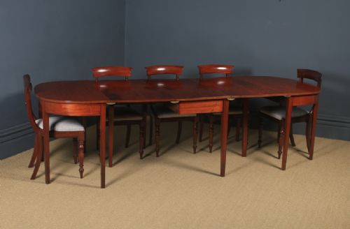 fig 2. Antique English Georgian Flame Mahogany Extendable ‘D’ End Dining Table Seats 8 Persons (Circa 1800)