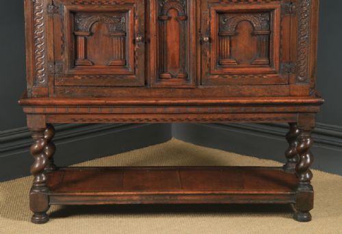 ANTIQUE ENGLISH 17TH CENTURY OAK INLAID LIVERY COURT CUPBOARD CABINET ON STAND CIRCA 1675 - ADDITIONAL PHOTO 4