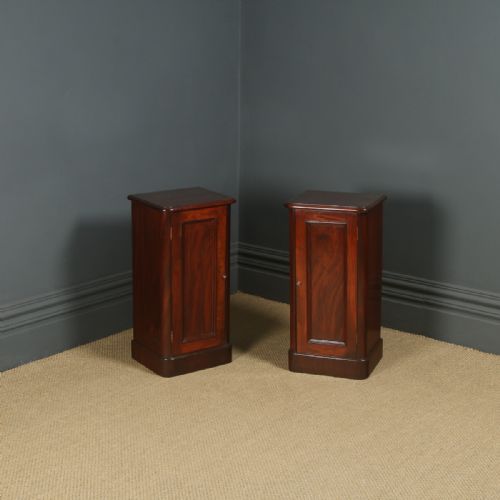 fig 1. Antique English Victorian Pair of Flame Mahogany Bedside Tables (Circa 1870)