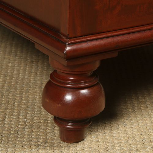 ANTIQUE ENGLISH LARGE PAIR OF GEORGIAN REGENCY FIGURED MAHOGANY PEDESTAL CABINETS CUPBOARDS BEDSIDES STANDS CIRCA 1820 - ADDITIONAL PHOTO 4
