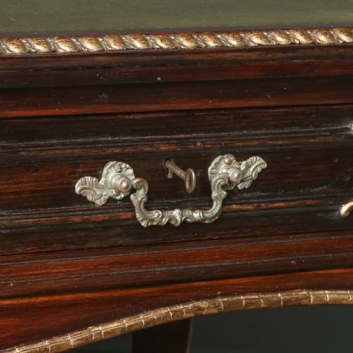 ANTIQUE FRENCH 19TH CENTURY LOUIS XV GILT LEATHER BUREAU PLAT DESK WRITING TABLE CIRCA 1880 - ADDITIONAL PHOTO 12
