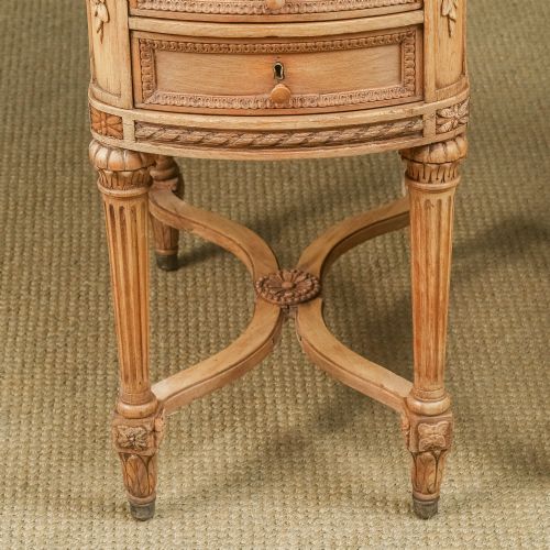 ANTIQUE ITALIAN 19TH CENTURY RENAISSANCE BEECH LIME WASHED BESIDE TABLES CABINETS NIGHTSTANDS CIRCA 1870 - ADDITIONAL PHOTO 10