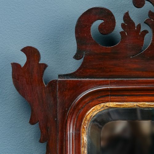 fig 3. Antique English Georgian Chippendale Style Mahogany & Gilt Wall Hanging Mirror (Circa 1890)