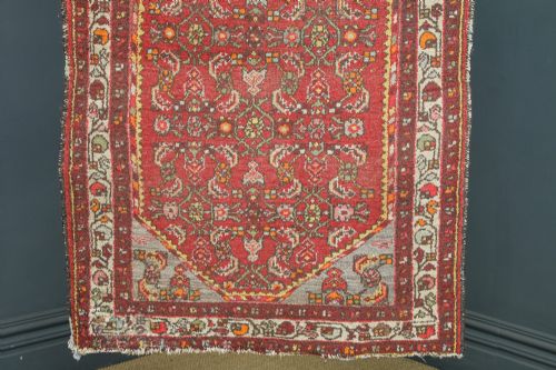 fig 2. Antique Victorian 5ft by 3ft 2” Persian Heriz Wool Red Orange Yellow Brown Floor Rug (Circa 1890)