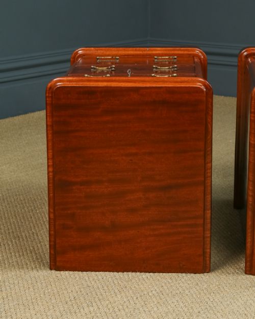 fig 5. Antique English Pair of Victorian Flame Mahogany Bedsides Chests (Circa 1880)