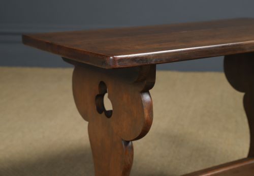 fig 4. Antique English Arts & Crafts Small Oak Occasional / Lamp / Side / Table (Circa 1920)