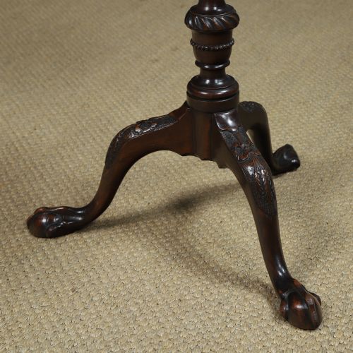 fig 6. Antique English Georgian Chippendale Style Small Mahogany Round Circular Wine / Occasional / Lamp Pedestal Table (Circa 1910)