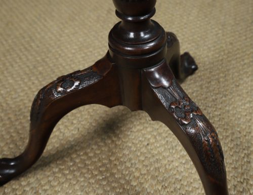 fig 7. Antique English Georgian Chippendale Style Small Mahogany Round Circular Wine / Occasional / Lamp Pedestal Table (Circa 1910)