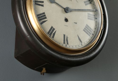 ANTIQUE 135 MAHOGANY ANGLO SWISS WATCH CO RAILWAY STATION SCHOOL ROUND DIAL WALL CLOCK TIMEPIECE - ADDITIONAL PHOTO 9