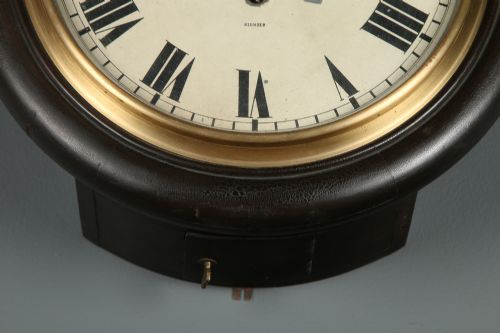 ANTIQUE 135 MAHOGANY ANGLO SWISS WATCH CO RAILWAY STATION SCHOOL ROUND DIAL WALL CLOCK TIMEPIECE - ADDITIONAL PHOTO 11