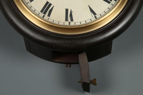 ANTIQUE 135 MAHOGANY ANGLO SWISS WATCH CO RAILWAY STATION SCHOOL ROUND DIAL WALL CLOCK TIMEPIECE - ADDITIONAL PHOTO 15