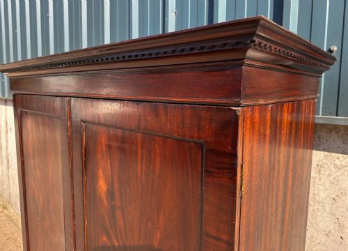 fig 3. Antique English Georgian Mahogany Linen Press Wardrobe Armoire (Circa 1800)