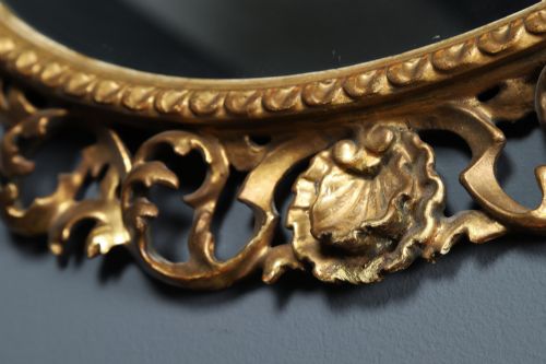 fig 4. Antique Italian Victorian Baroque Rococo Florentine Carved Giltwood Oval Portrait Wall Mirror (Circa 1890)