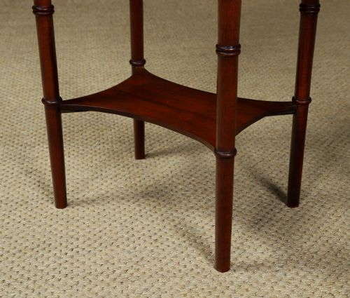 SMALL ANTIQUE ENGLISH VICTORIAN PAIR OF MAHOGANY BEDSIDES TABLES NIGHTSTANDS CHESTS CABINETS CIRCA 1840 - ADDITIONAL PHOTO 10