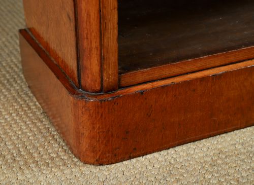 fig 6. Antique English Victorian Georgian Style Golden Oak Open 3½ft Bookcase / Bookshelf (Circa 1860)