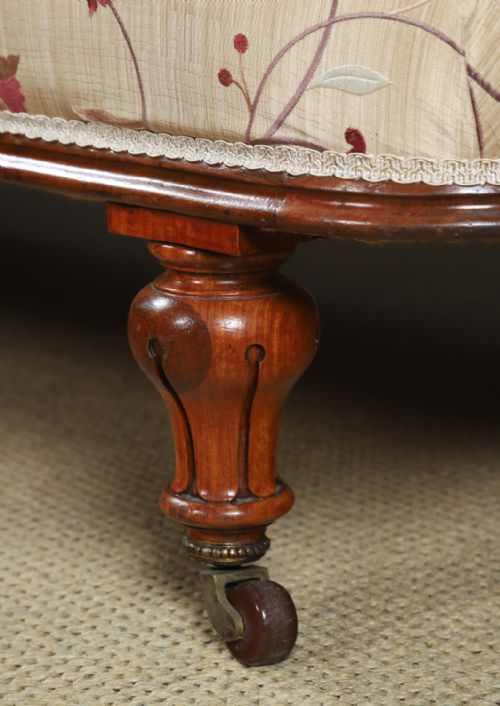 ANTIQUE ENGLISH VICTORIAN ROSEWOOD UPHOLSTERED CHAISE LONGUE DAY BED SETTEE COUCH BY H GOODALL SONS OF NEWCASTLE CIRCA 1860 - ADDITIONAL PHOTO 11