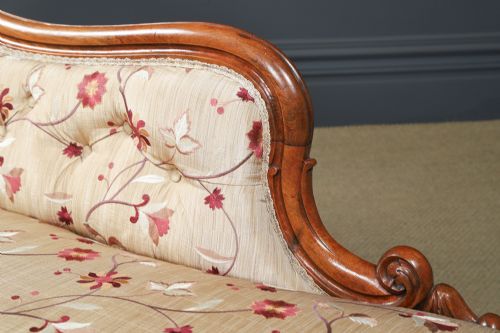 ANTIQUE ENGLISH VICTORIAN ROSEWOOD UPHOLSTERED CHAISE LONGUE DAY BED SETTEE COUCH BY H GOODALL SONS OF NEWCASTLE CIRCA 1860 - ADDITIONAL PHOTO 13