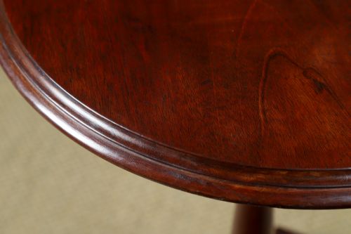 SMALL ANTIQUE ENGLISH WILLIAM IV MAHOGANY ROUND PEDESTAL WINE TABLE CIRCA 1835 - ADDITIONAL PHOTO 4
