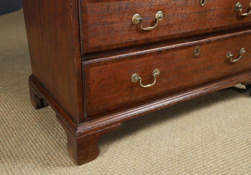 SMALL ANTIQUE ENGLISH GEORGIAN OAK MAHOGANY CROSSBANDED BACHELORS CHEST OF DRAWERS CIRCA 1780 - ADDITIONAL PHOTO 29