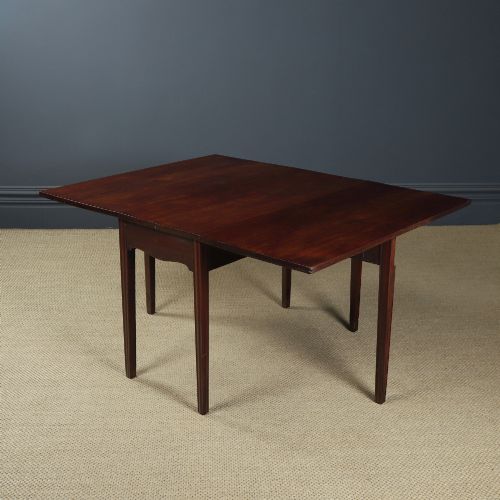ANTIQUE ENGLISH GEORGIAN MAHOGANY DROP LEAF FOLDING CENTRE DINING TABLE CIRCA 1800 - ADDITIONAL PHOTO 4