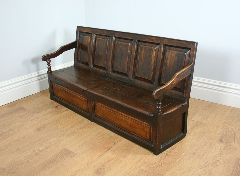 6ft English Low Back Oak George II Box Settle (Circa 1730)
