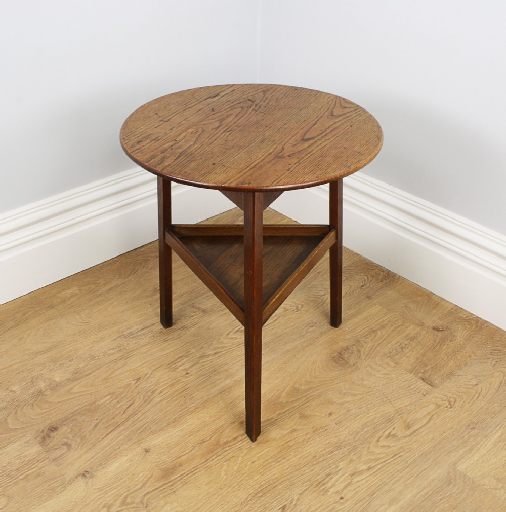 Victorian Lancashire 2ft Oak Cricket Table (Circa 1880)