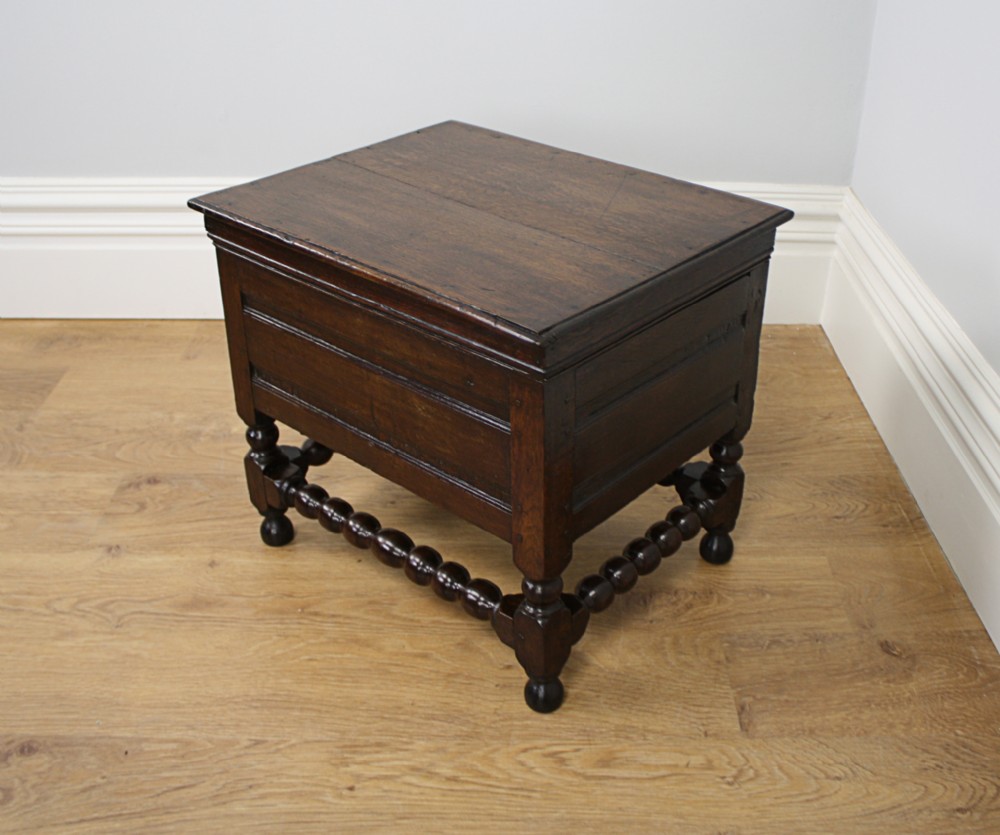 Rare Charles II Oak Close Box Stool (Circa 1660)