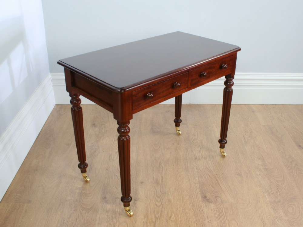 William IV 3ft Mahogany Side Table (Circa 1840)