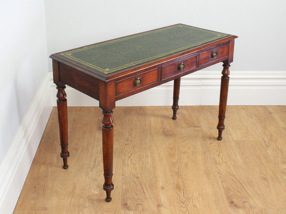 Victorian Mahogany 3½ft Leather Writing Table (Circa 1890)