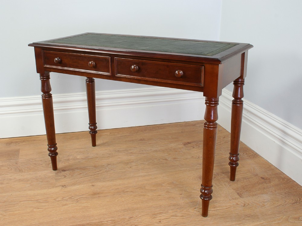 Victorian Mahogany 3½ft Leather Writing Table (Circa 1850)