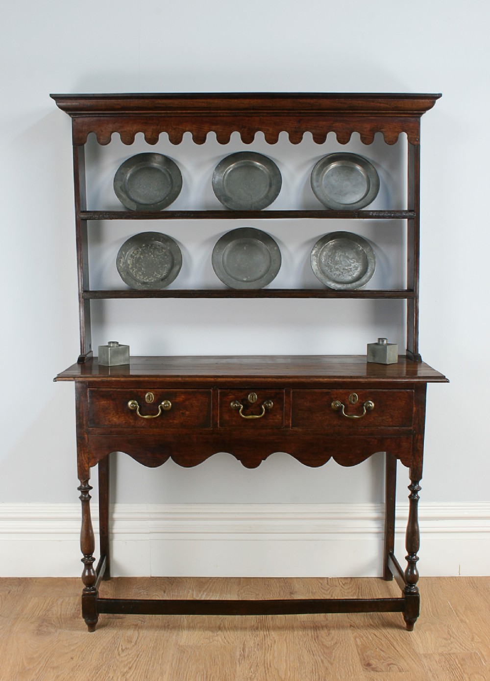 English George III Oak Dresser Base & Rack (Circa 1820)