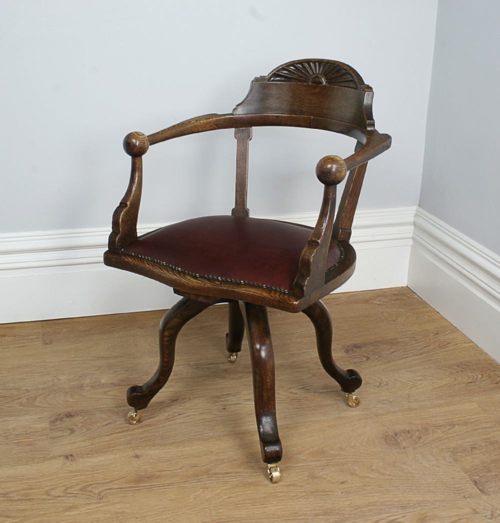 Antique Victorian Oak Revolving Office Armchair (Circa 1870)