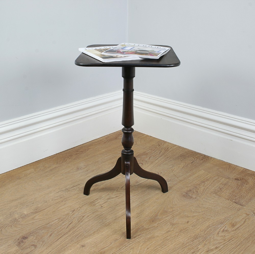 Antique George III Mahogany Wine Tripod Table (Circa 1800)
