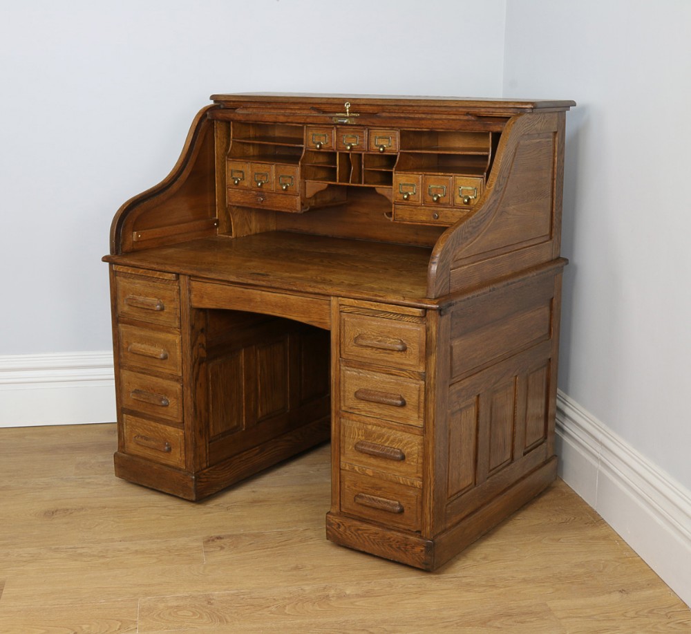 4ft 2” Victorian Oak Roll Top Pedestal Desk (Circa 1880)