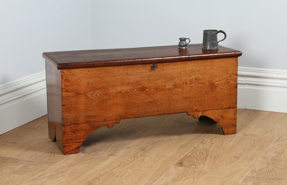 Georgian Elm Six-Plank Coffer Chest Blanket Box Ottoman (Circa 1760)
