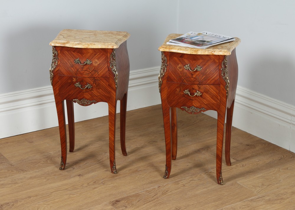 Pair of French Louis XVI Tulipwood, Kingwood & Marquetry Serpentine Bombe Bedside Night Chests Cabinets Tables (Circa 1900)