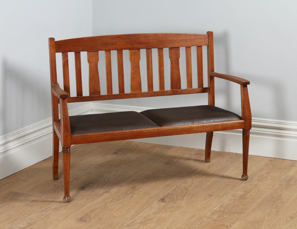 Arts & Crafts Victorian Oak Bench (Circa 1890)