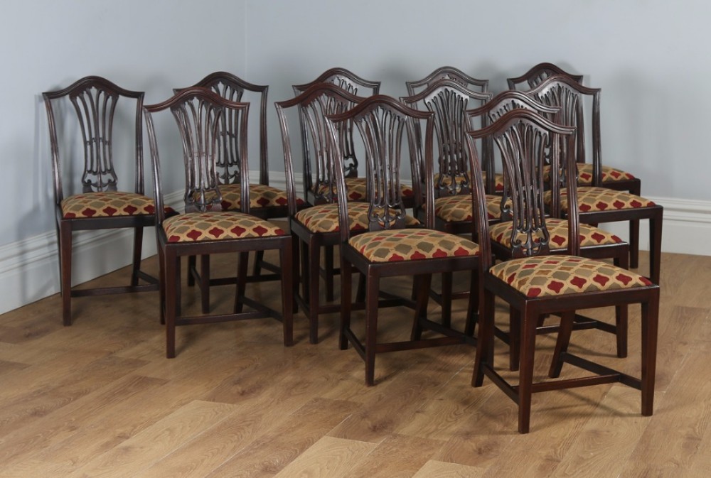 Antique Set of 12 Twelve English Georgian Hepplewhite Style Mahogany Dining Chairs (Circa 1920)