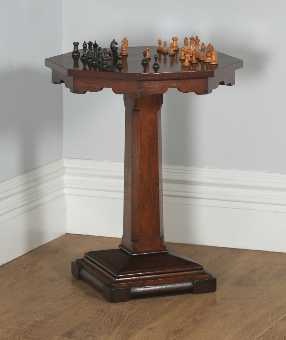 Antique English Victorian Aesthetic Walnut & Sycamore Chess Games Occasional Centre Octagonal Table (Circa 1880)