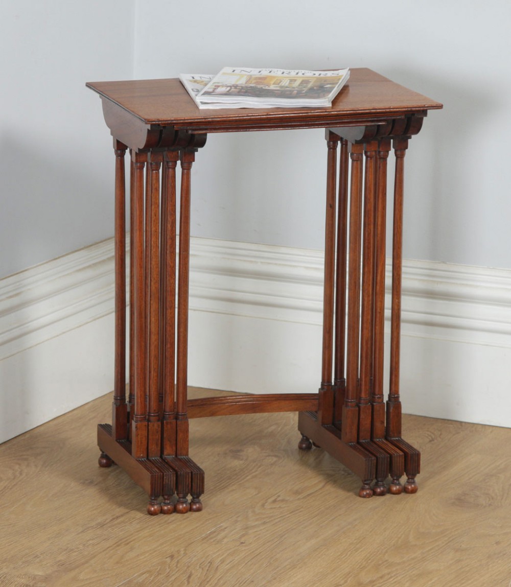 Antique English Regency Style Edwardian Set of Four 4 Quartetto Mahogany Nest of Tables (Circa 1910)
