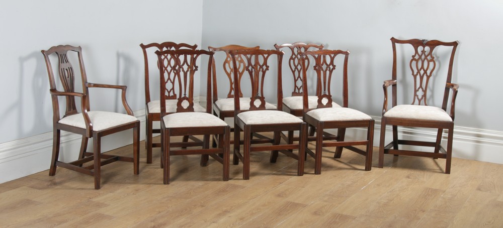 Antique English Set of Eight 8 Georgian Chippendale Mahogany Dining Chairs (Circa 1780)
