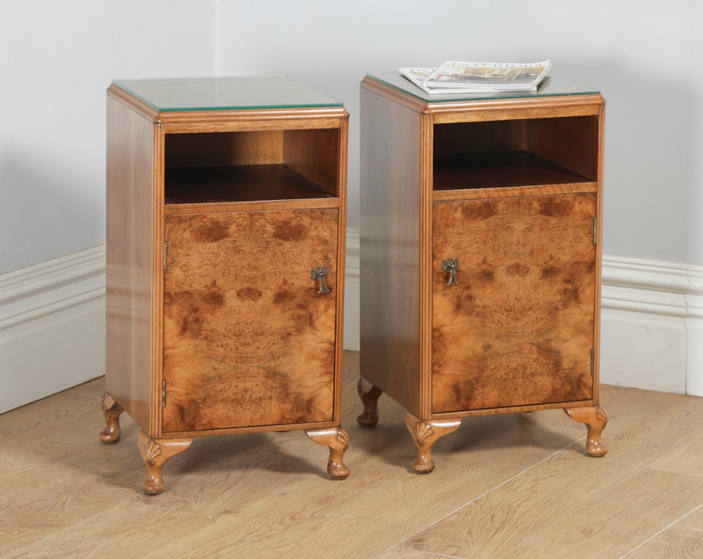 Antique English Pair of Queen Anne Style Burr Walnut Glass Top Bedside Cabinet Tables Night Stands (Circa 1920)