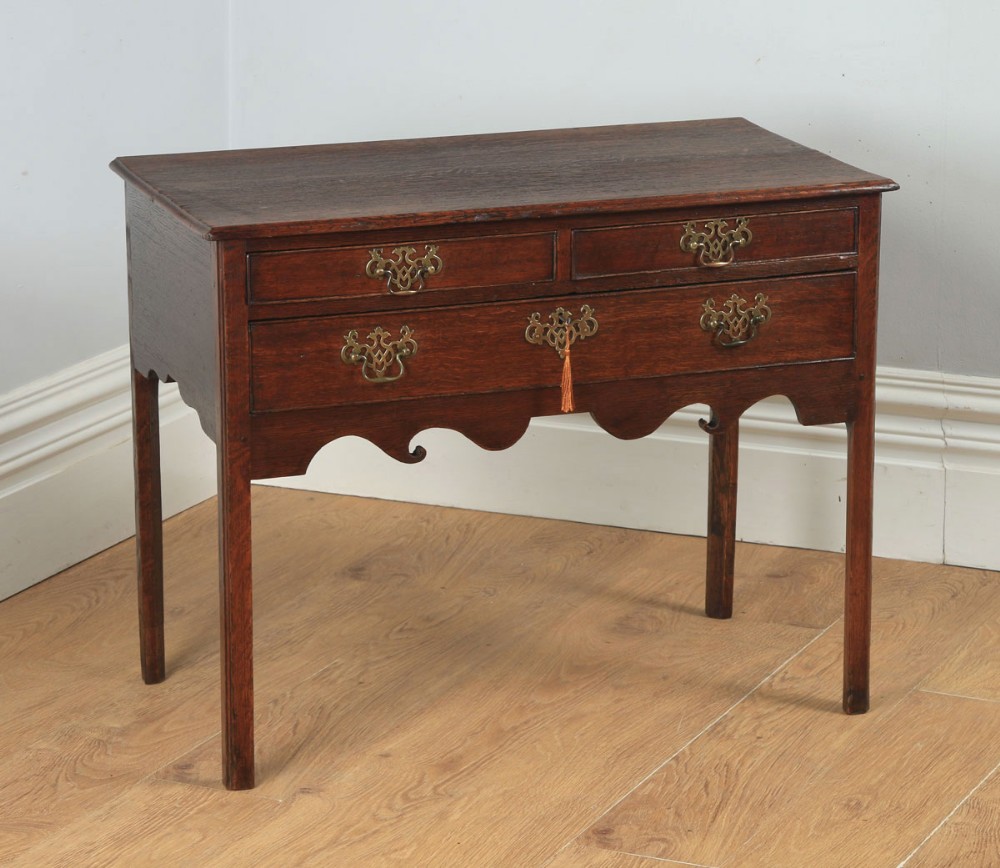 Antique English 18th Century Georgian Oak Occasional Side Hall Lowboy Table (Circa 1790)