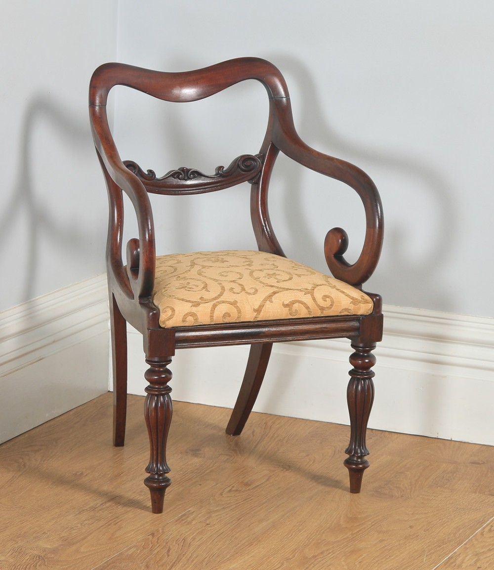 Antique English Victorian Mahogany Library Desk Dining Armchair Carver (Circa 1840)