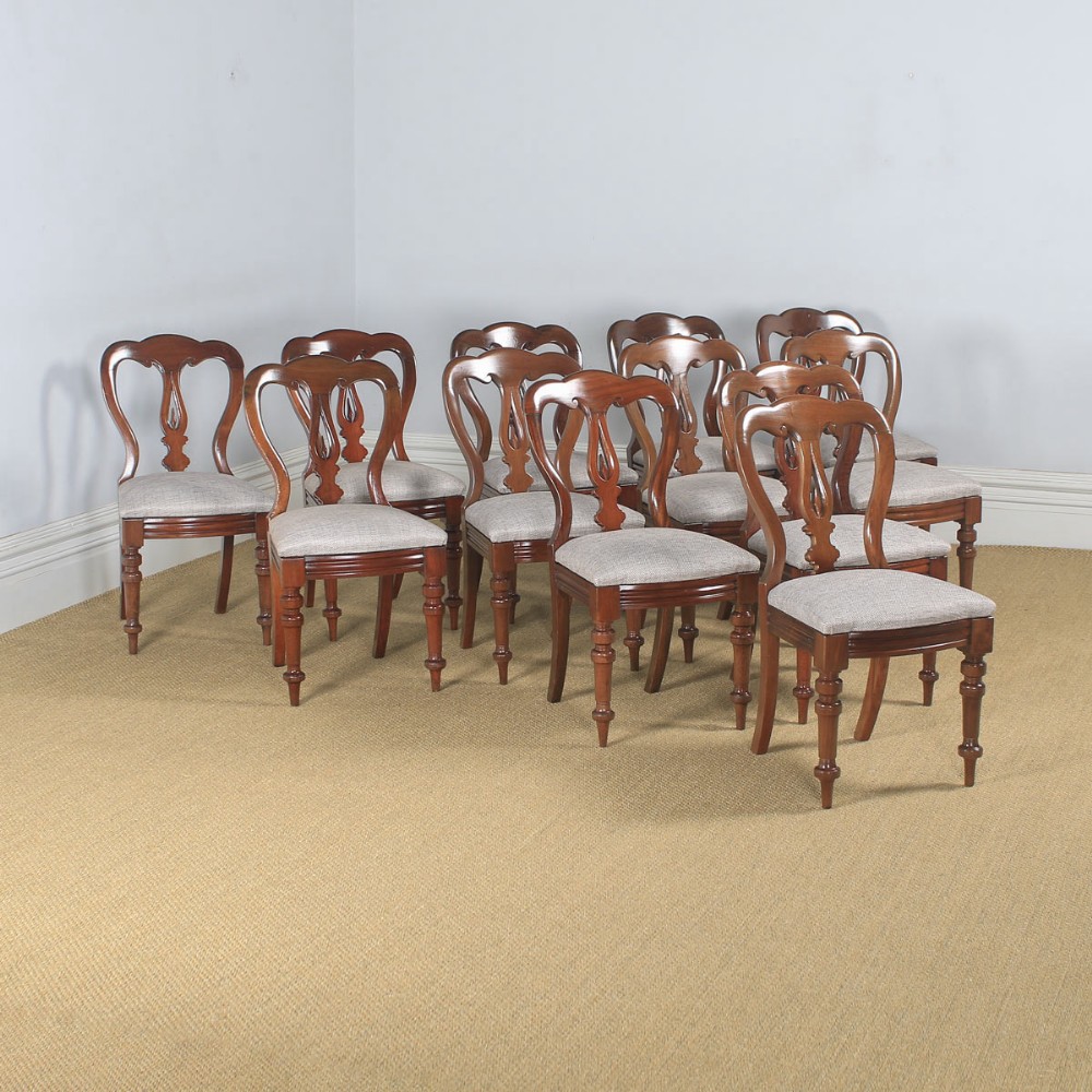 Antique English Victorian Set of 12 Twelve Mahogany Balloon Spear Back Dining Chairs (Circa 1870)