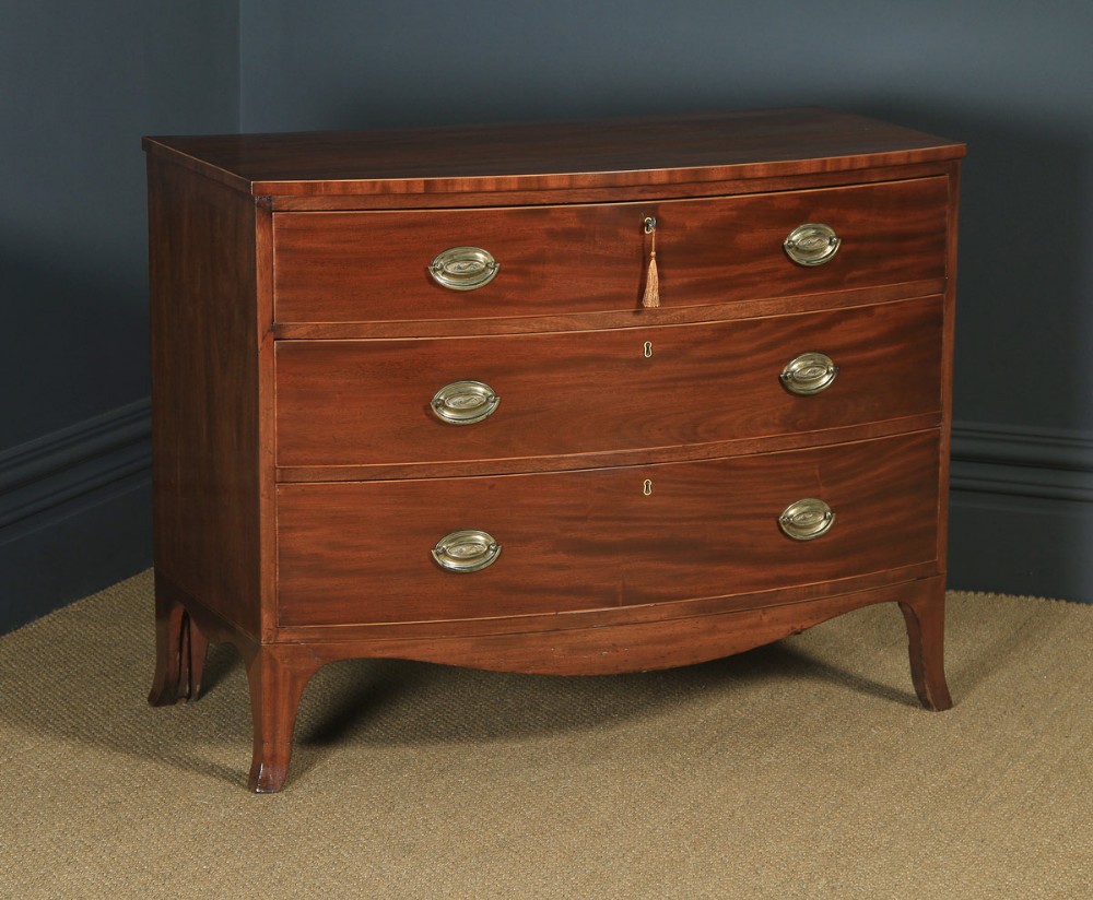 Antique English Georgian Regency Mahogany Bow Front Chest of Drawers (Circa 1820)