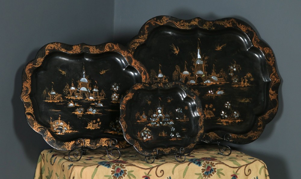 Antique English Set of 3 Three Victorian Ebonised Chinoiserie Papier Mâché Butlers Drinks Trays (Circa 1840)