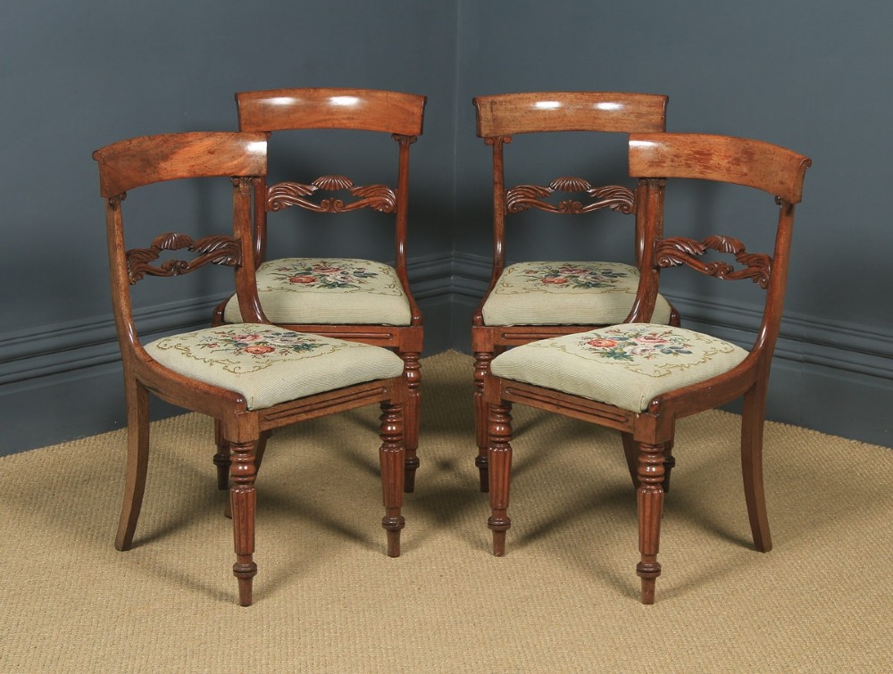Antique English William IV Set of Four 4 Mahogany Bar Back Dining Chairs (Circa 1835)
